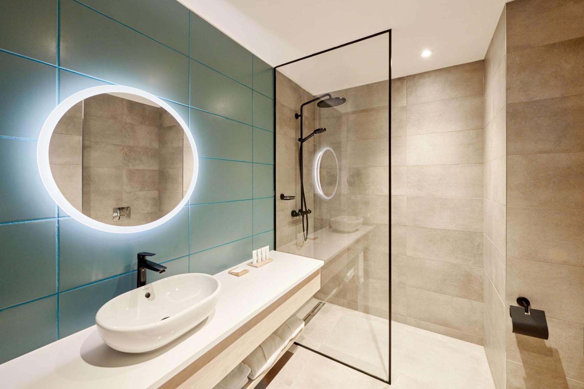 Radisson Hotel Budapest Budapart المظهر الخارجي الصورة